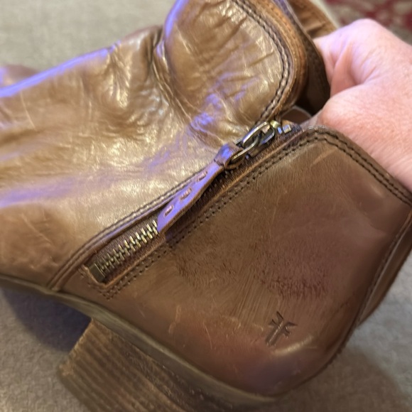 Frye Women’s Brown Leather Side Zip Ankle Boots Size 8.5 (TD) - Picture 9 of 11